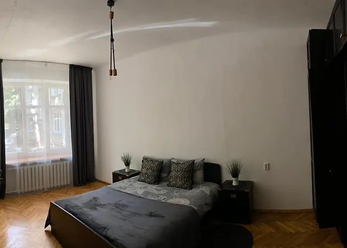 Danes Square Apartments With River View